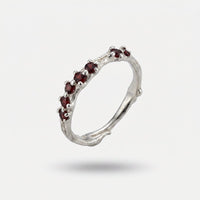 Ring Garnet Glow